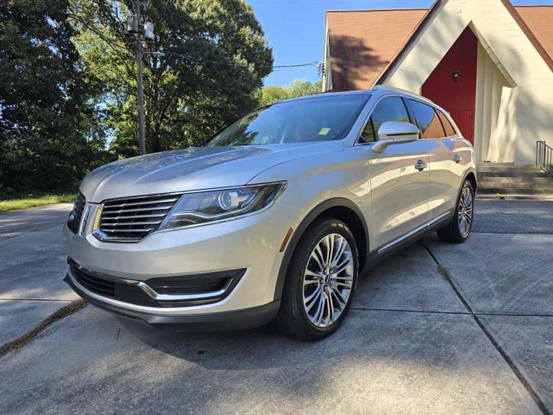 Used 2017 Lincoln MKX Reserve w/ Lincoln MKX Climate Package image 4