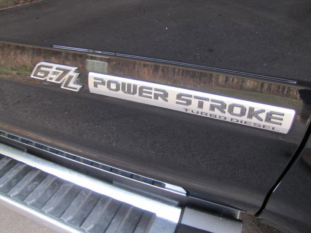 Used 2022 Ford F250 Lariat w/ Lariat Value Package image 28