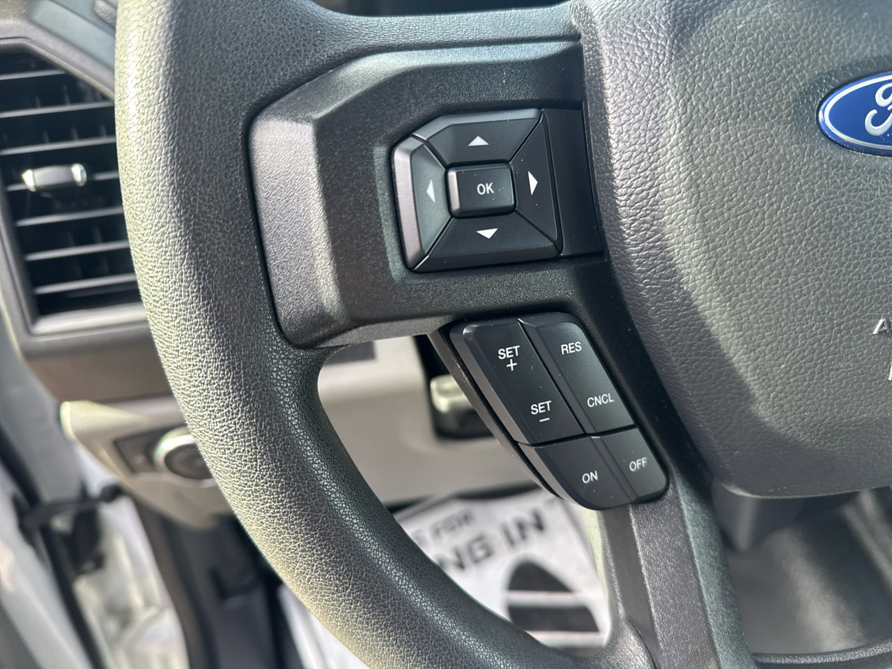 Used 2022 Ford F250 XL w/ Power Equipment Group AWD/4WD image 12