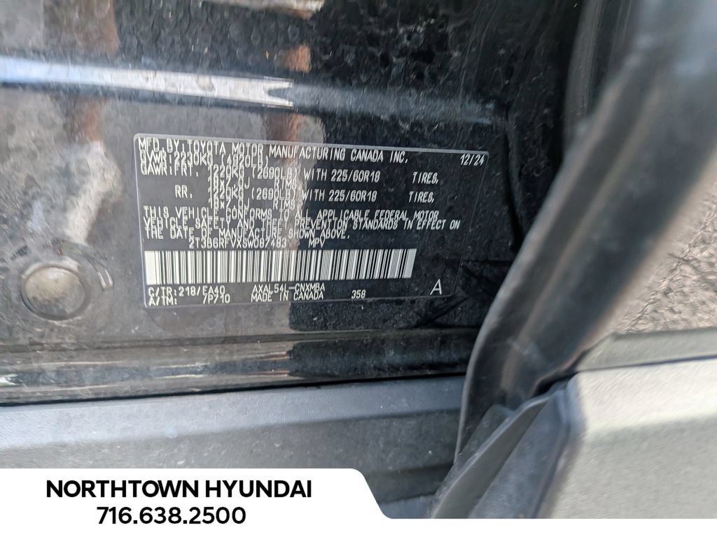 Used 2025 Toyota RAV4 XLE Premium w/ Weather Package AWD/4WD image 37