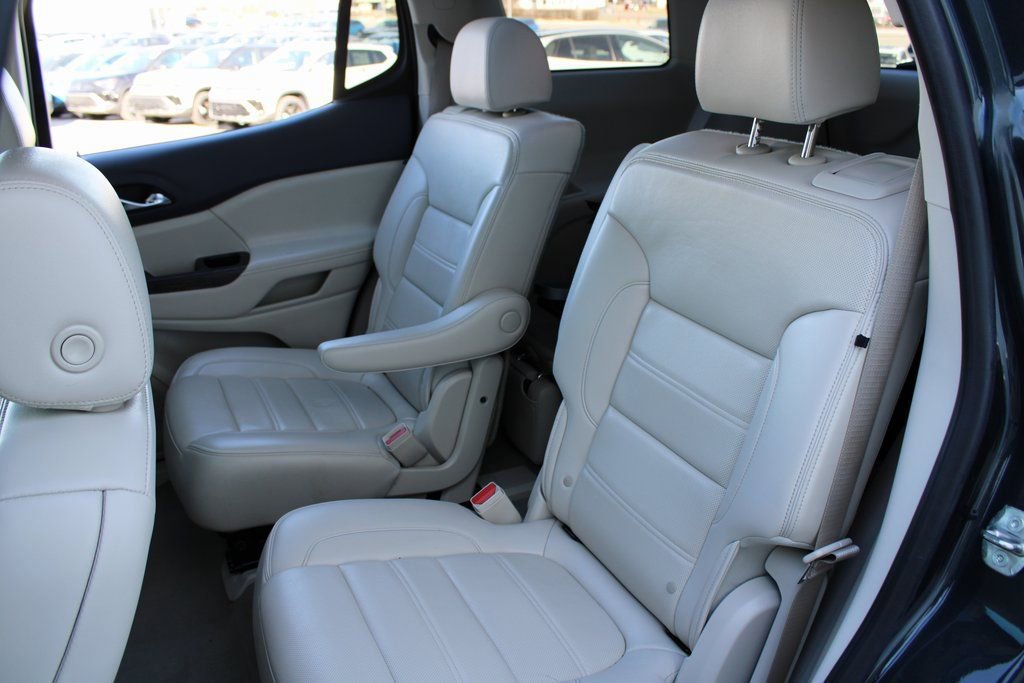 Used 2021 GMC Acadia Denali w/ Denali Ultimate Package image 23