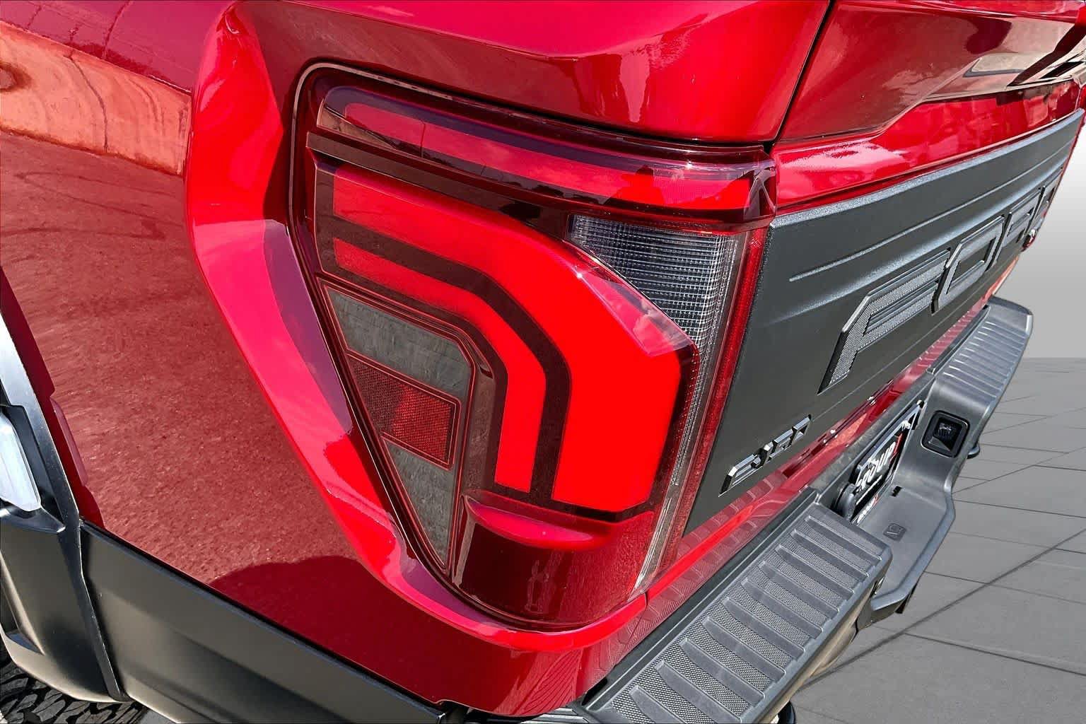 Used 2024 Ford F150 Raptor AWD/4WD image 26