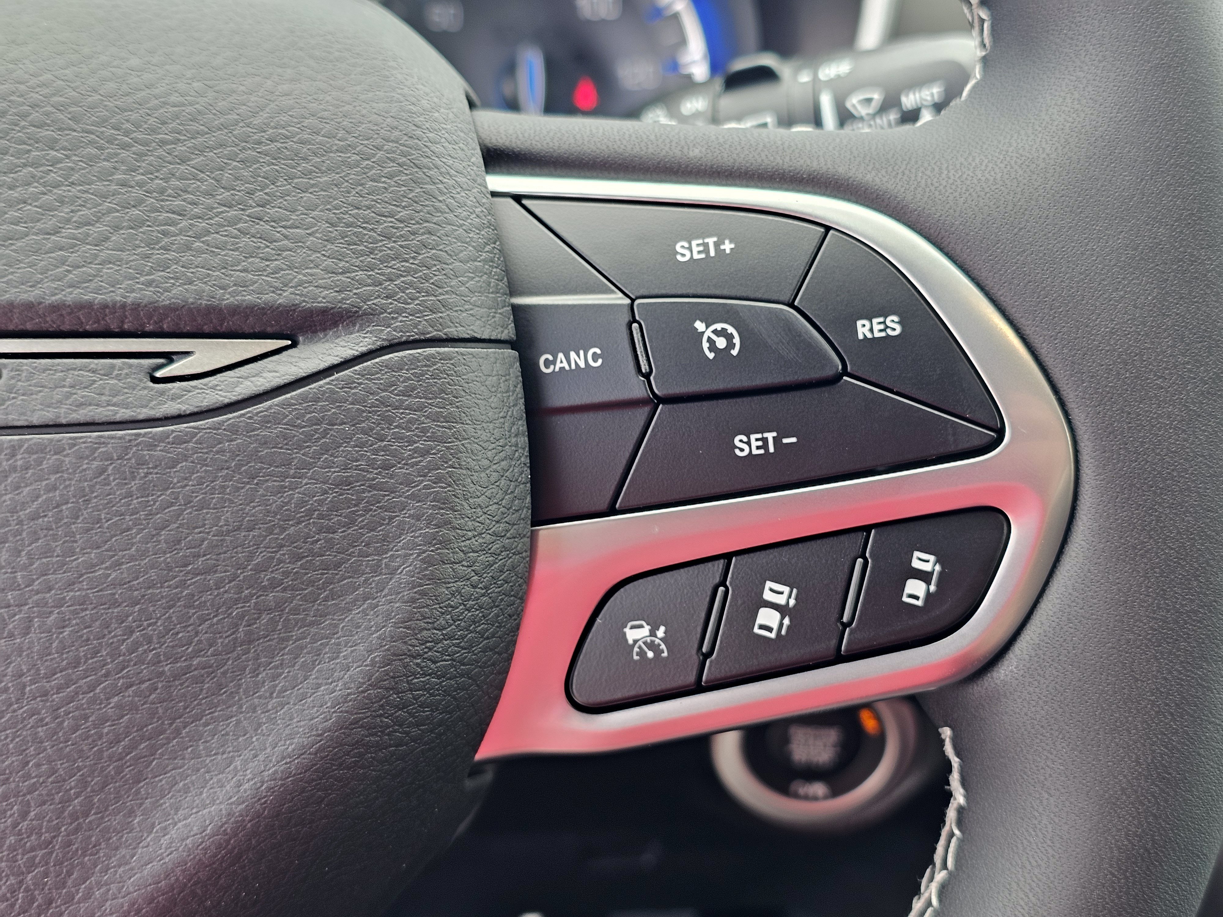 New 2027 Chrysler Pacifica Select FWD image 21