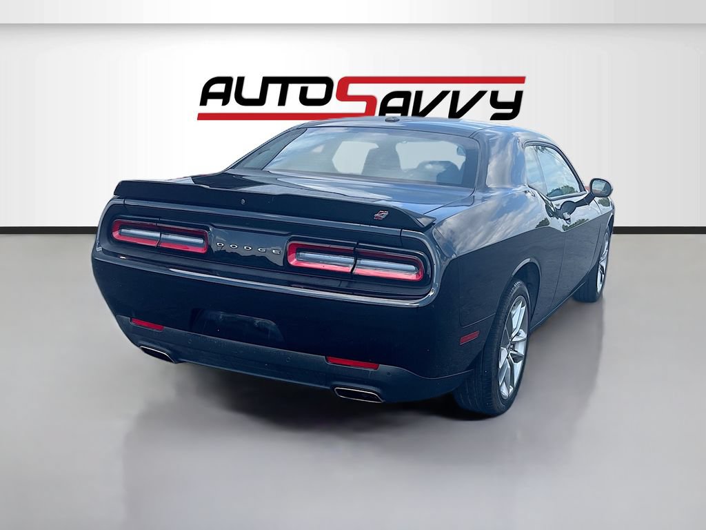 Used 2022 Dodge Challenger GT AWD/4WD image 7