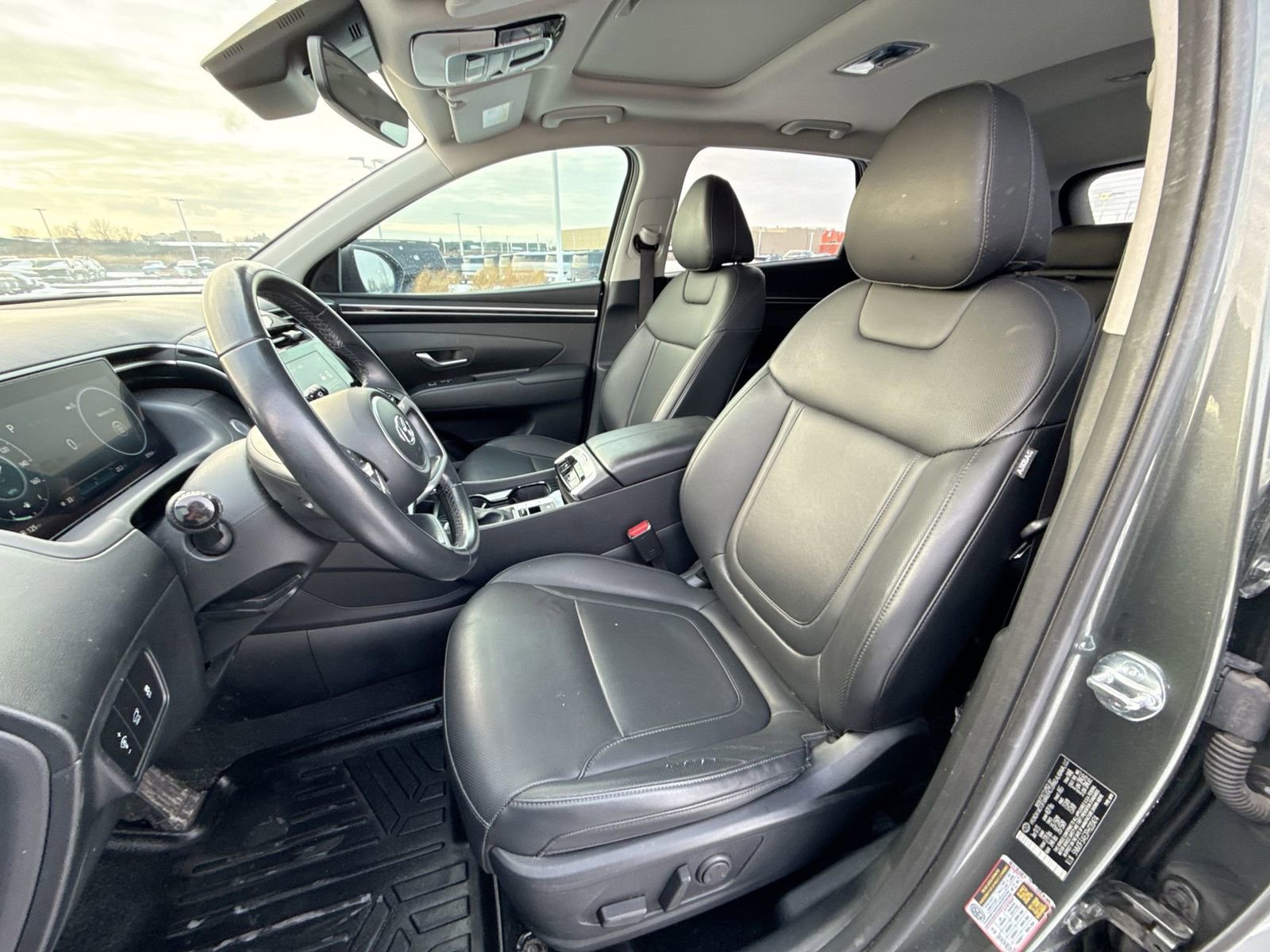 Used 2023 Hyundai Tucson SEL w/ Convenience Package image 12