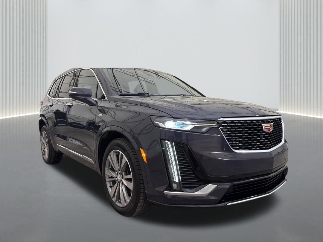 New 2025 Cadillac XT6 Premium Luxury image 3