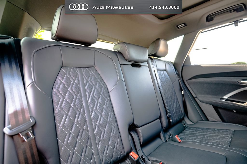 New 2026 Audi SQ5 Premium Plus AWD/4WD image 44