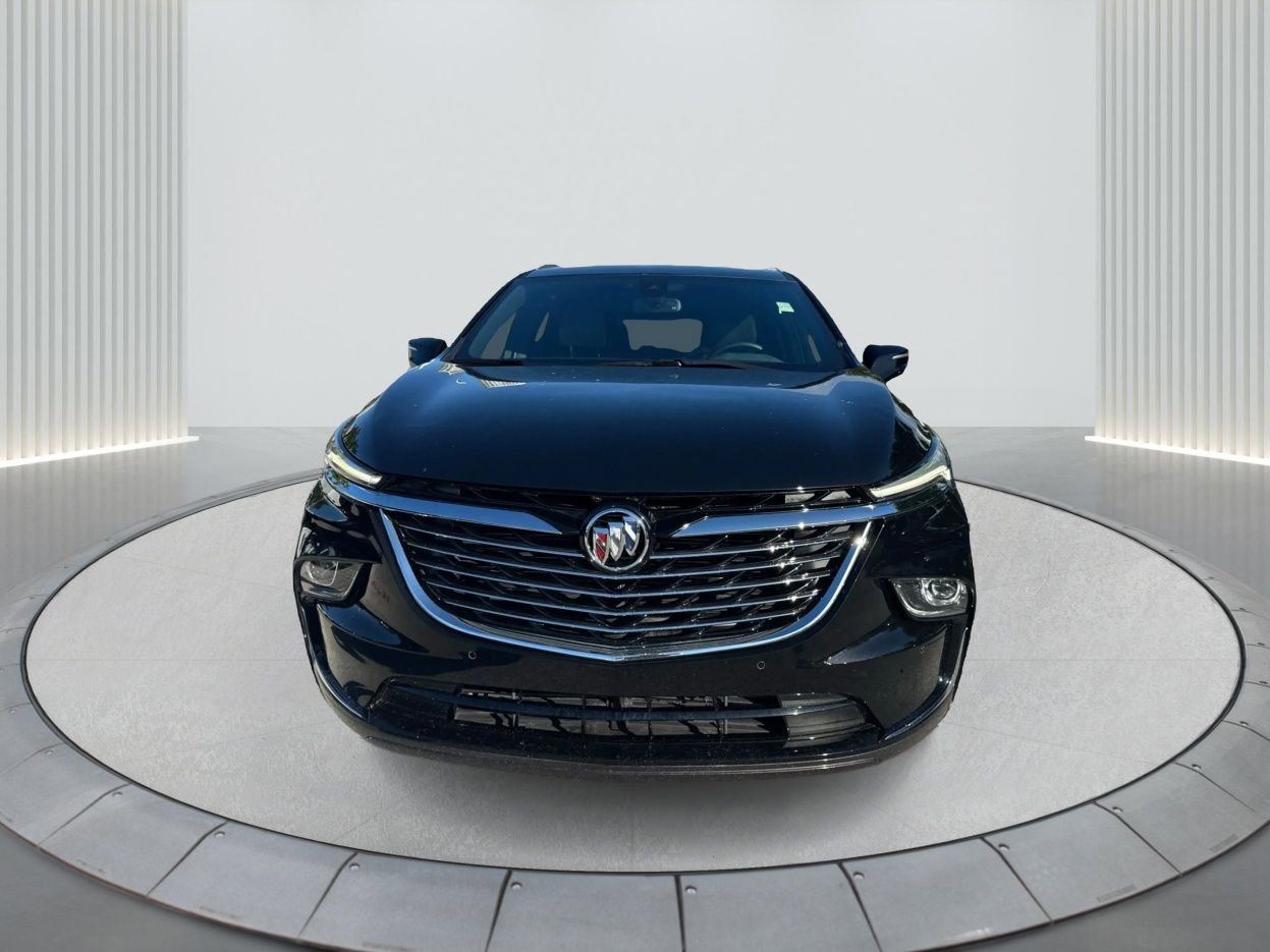 Certified 2024 Buick Enclave Essence image 2
