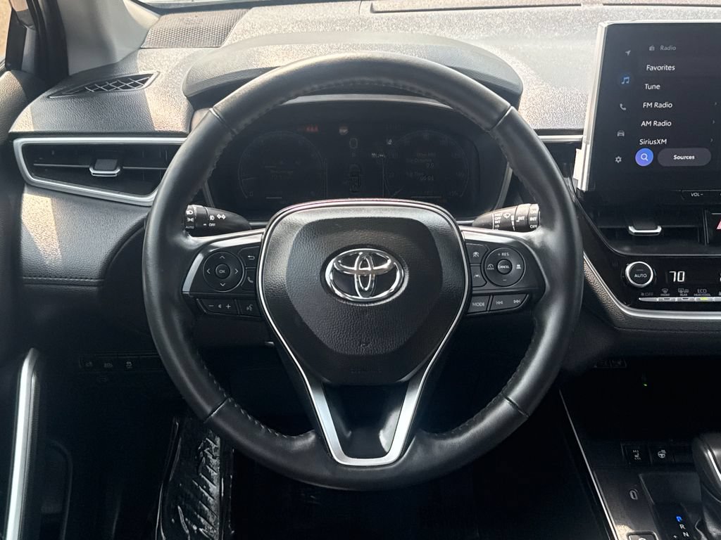 Used 2026 Toyota Corolla Cross XLE w/ Convenience Package AWD/4WD image 14