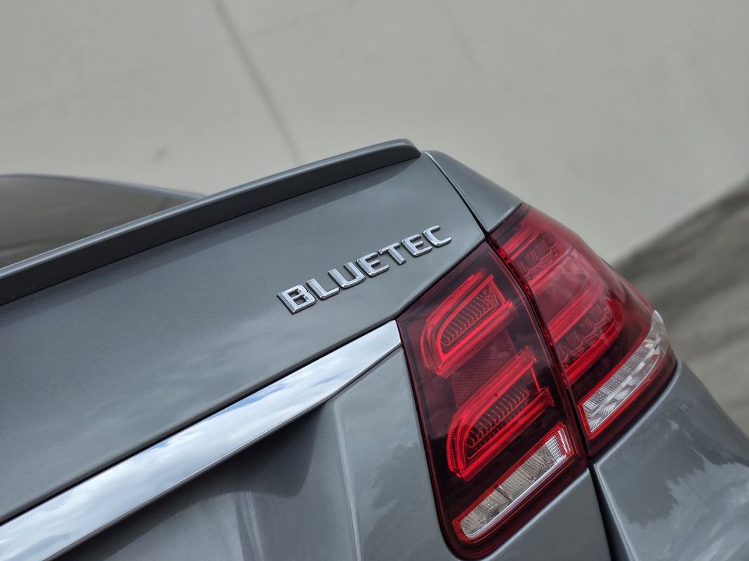 Used 2014 Mercedes-Benz E 250 BlueTEC Sedan image 35