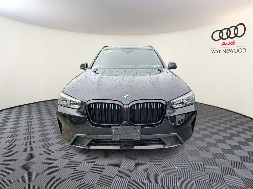 Used 2024 BMW X3 xDrive30i w/ Premium Package w/ZPA AWD/4WD image 2