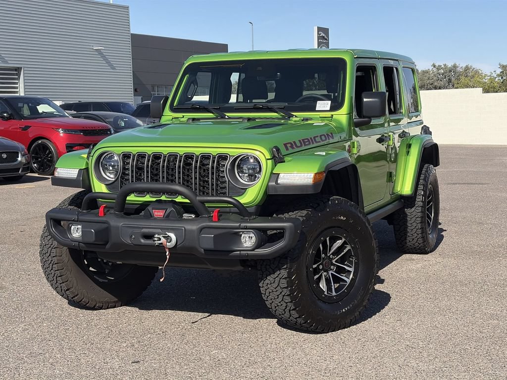 Used 2025 Jeep Wrangler Unlimited Rubicon AWD/4WD image 4