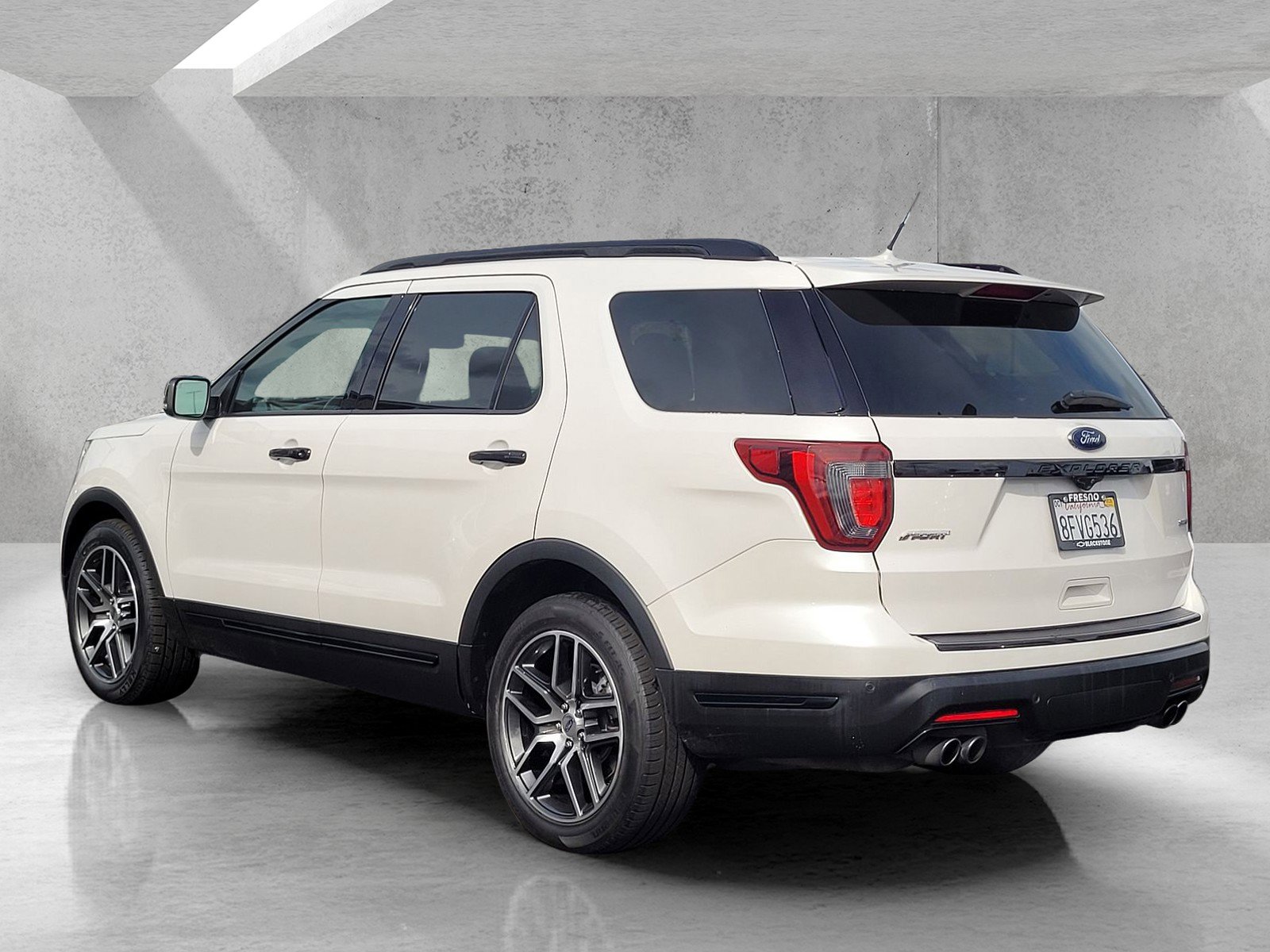 Used 2018 Ford Explorer Sport w/ Equipment Group 401A image 6