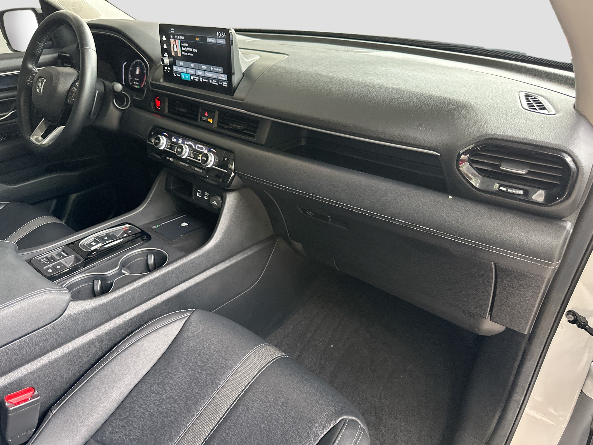 Used 2025 Honda Pilot EX-L image 28