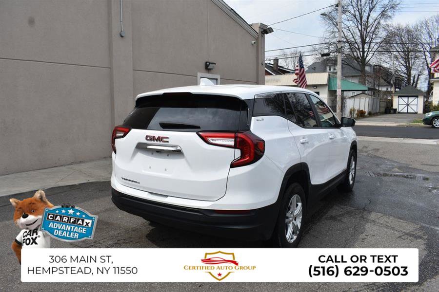 Used 2024 GMC Terrain SLE AWD/4WD image 4