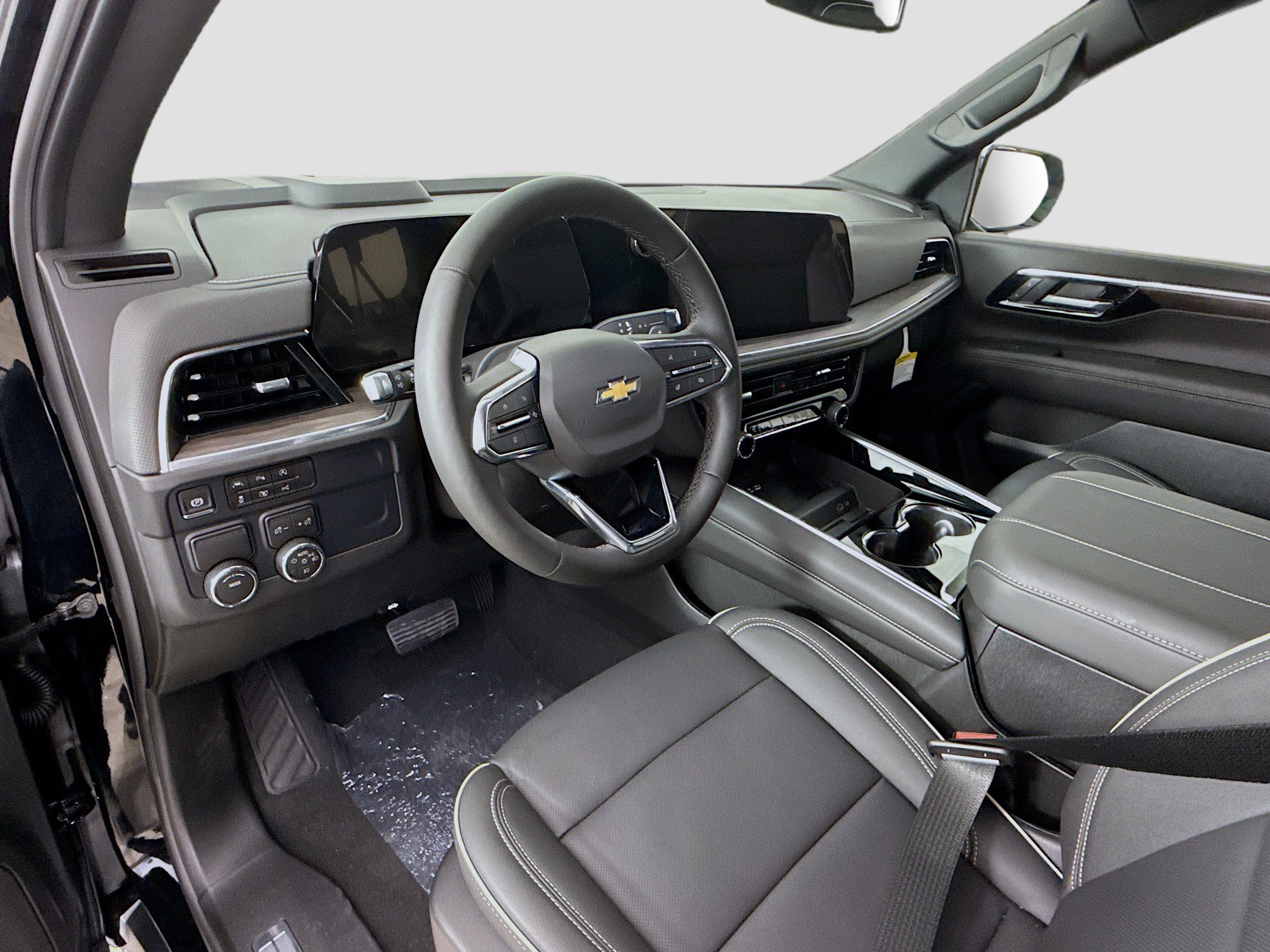New 2026 Chevrolet Suburban Premier RWD image 11