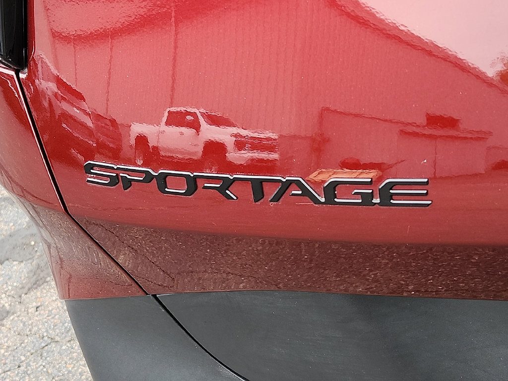 Certified 2025 Kia Sportage X-Line w/ Premium Package AWD/4WD image 32