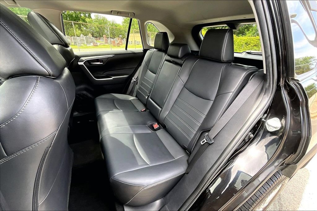 Used 2023 Toyota RAV4 XLE Premium FWD image 25