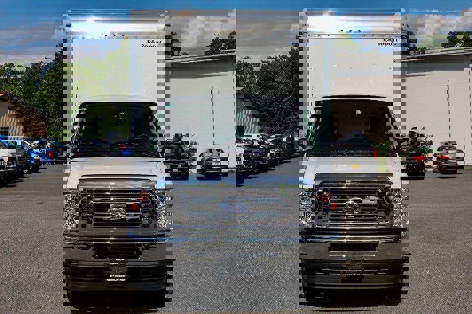 New 2025 Ford E-450 and Econoline 450 Super Duty w/ Power Equipment Group image 8