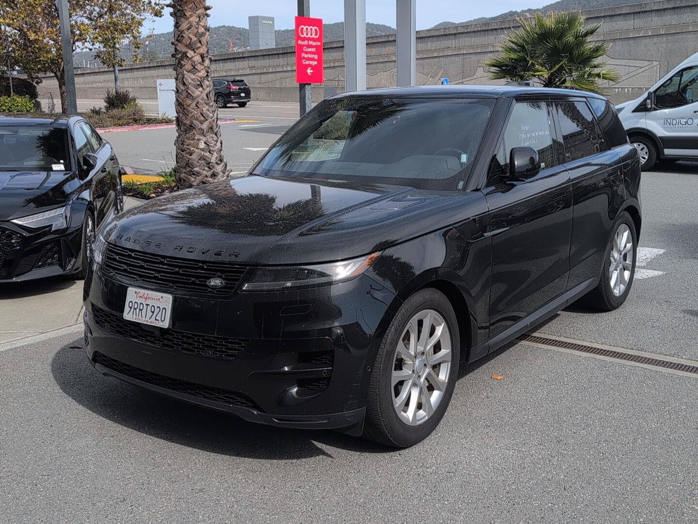 Used 2025 Land Rover Range Rover Sport SE