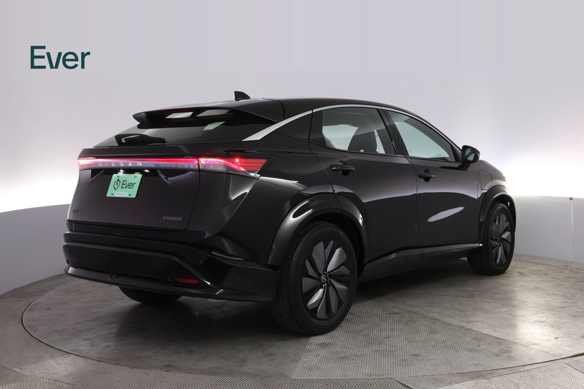 Used 2023 Nissan Ariya FWD image 3