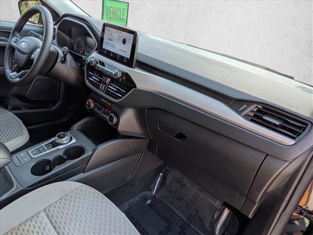 Used 2022 Ford Escape SE w/ Cold Weather Package AWD/4WD image 23