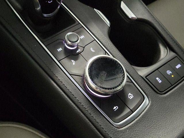 Certified 2023 Cadillac XT4 Luxury FWD image 28