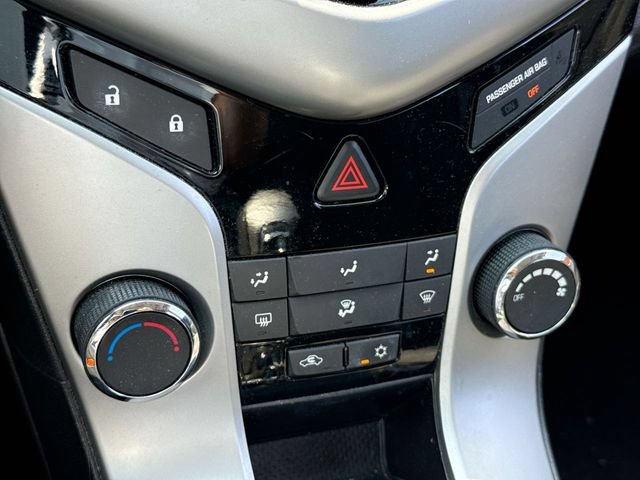 Used 2014 Chevrolet Cruze LT w/ All-Star Edition FWD image 18