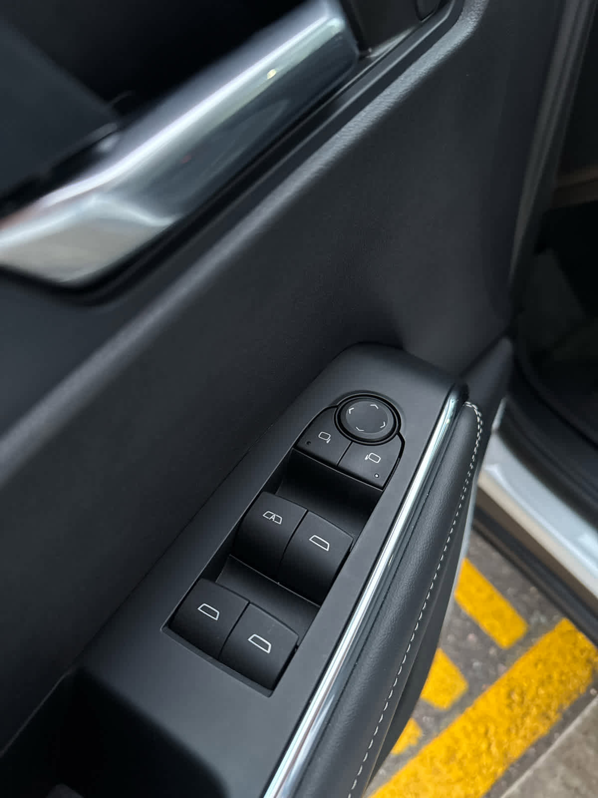 Certified 2024 GMC Acadia Elevation w/ LPO, Floor Liner Package image 13