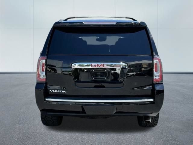 Used 2019 GMC Yukon Denali w/ Open Road Package AWD/4WD image 10