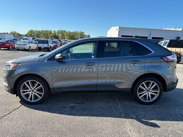 Used 2023 Ford Edge Titanium w/ Class II Trailer Tow Package AWD/4WD image 10