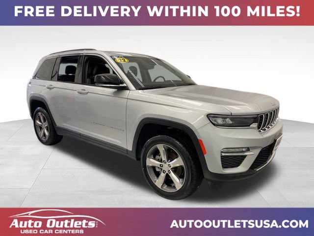 Used 2022 Jeep Grand Cherokee Limited AWD/4WD image 1