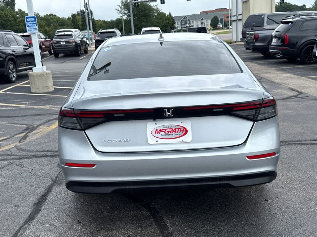 Certified 2023 Honda Accord EX image 10