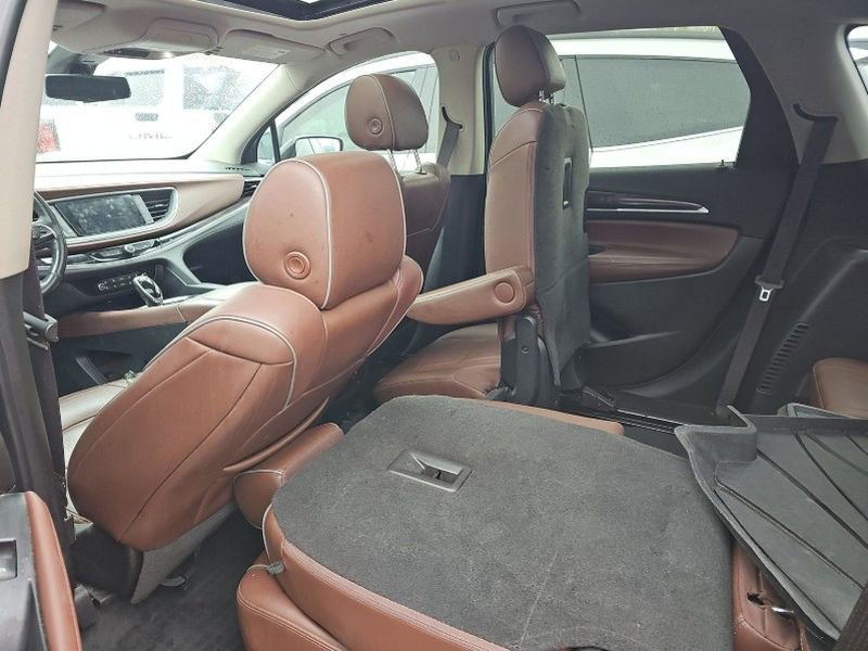 Used 2021 Buick Enclave Avenir w/ Avenir Technology Package image 24