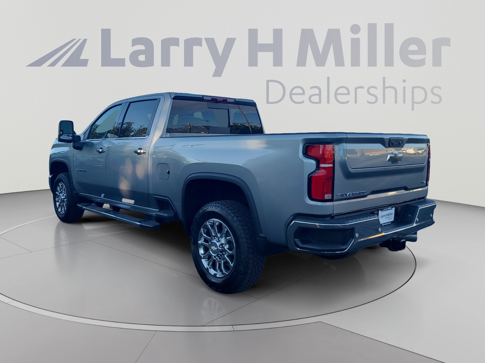 New 2026 Chevrolet Silverado 3500 LTZ w/ LTZ Plus Package AWD/4WD image 3