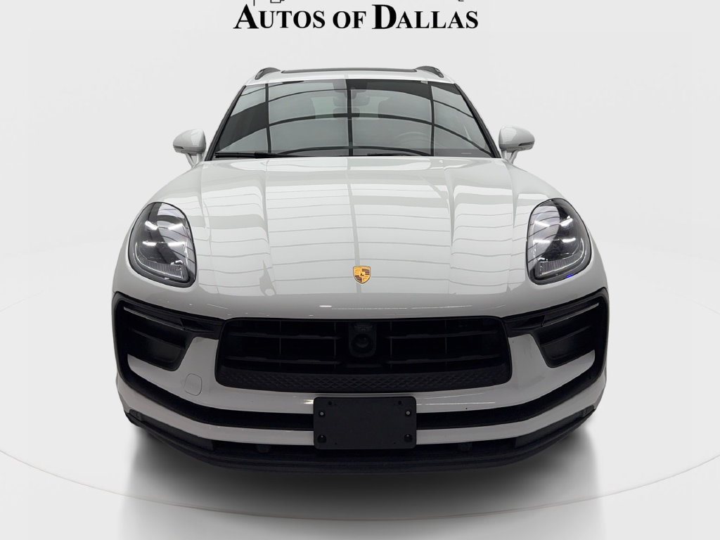 Used 2024 Porsche Macan w/ Premium Plus Package AWD/4WD image 4