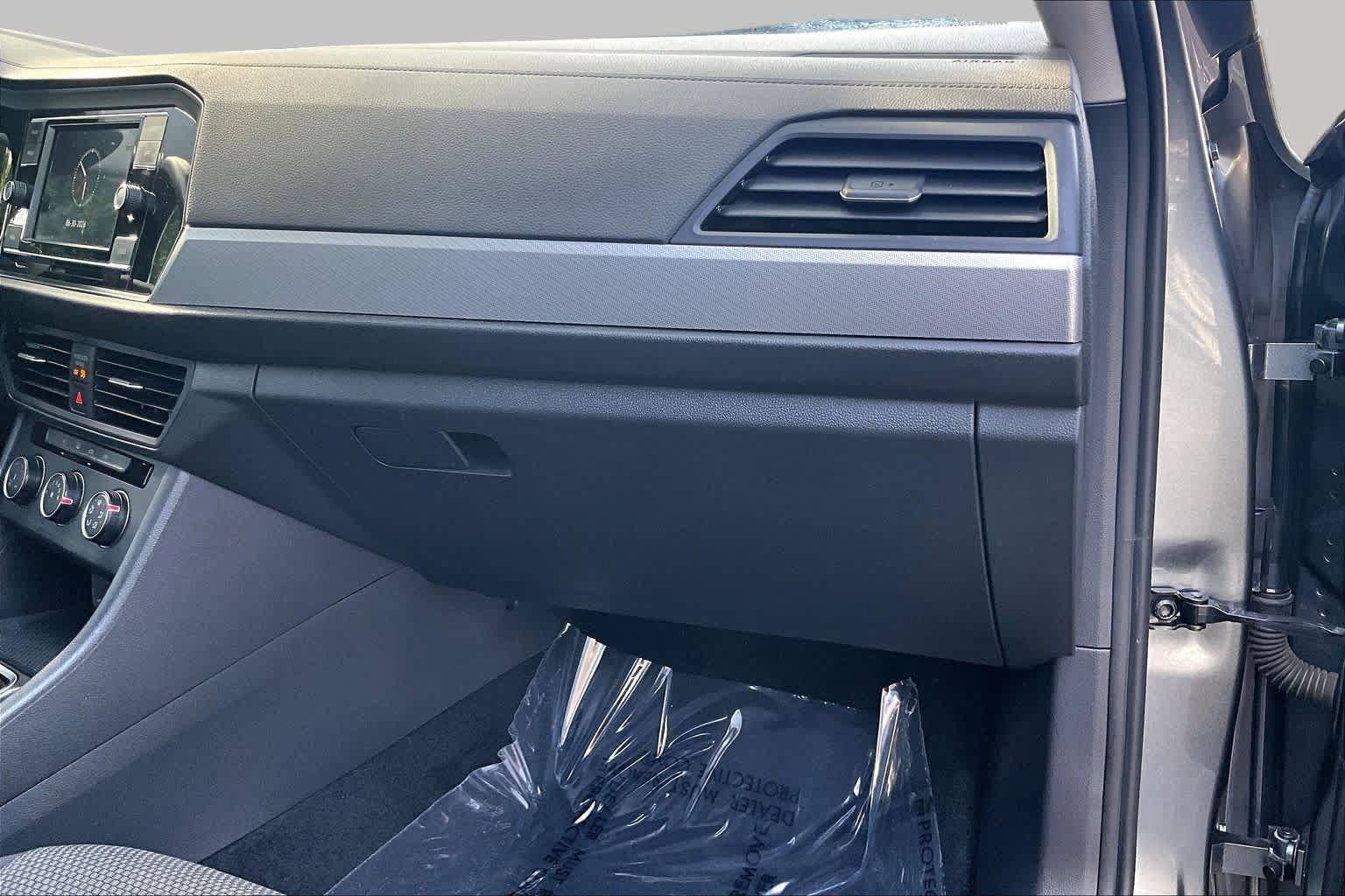 Used 2020 Volkswagen Jetta S FWD image 19