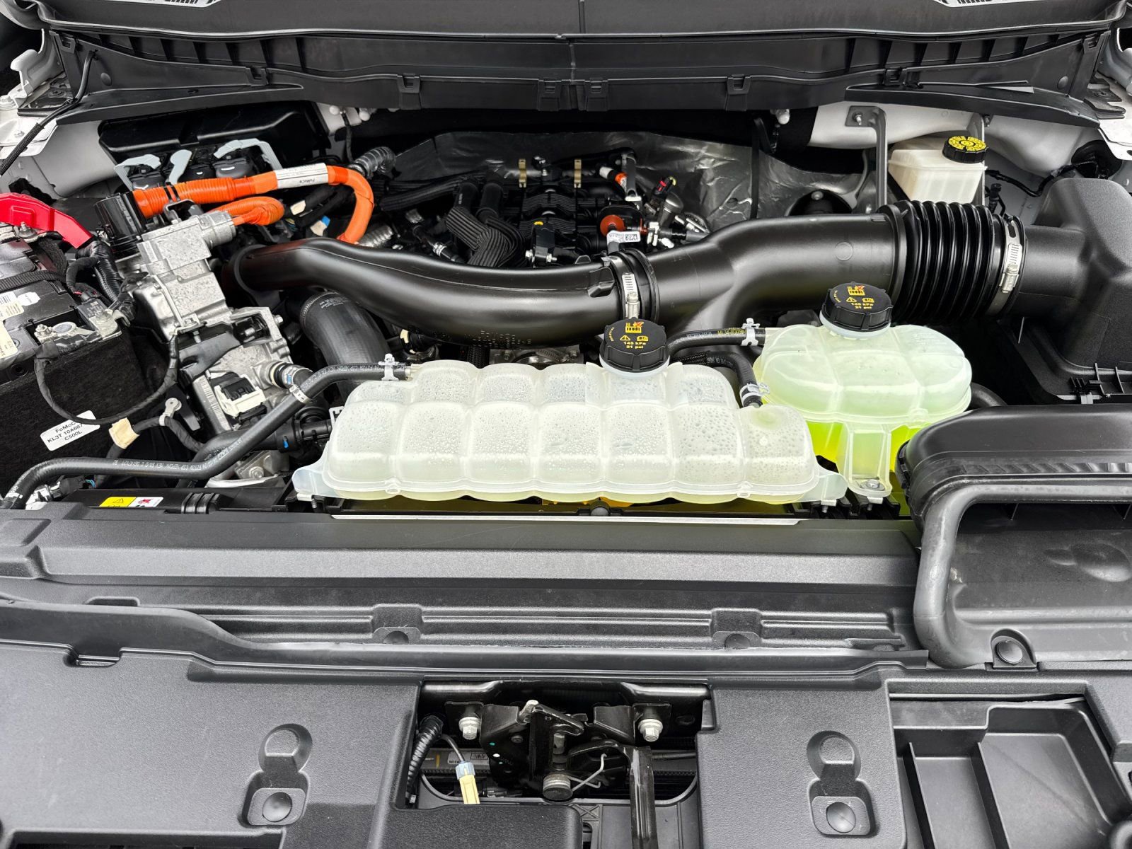 Used 2024 Ford F150 Platinum image 35