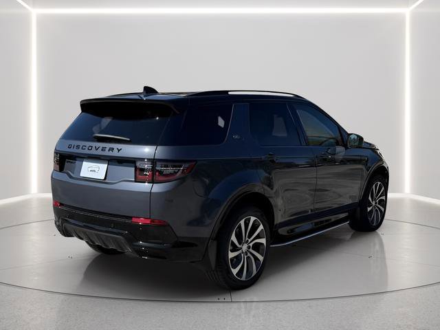 New 2025 Land Rover Discovery Sport Dynamic SE image 8