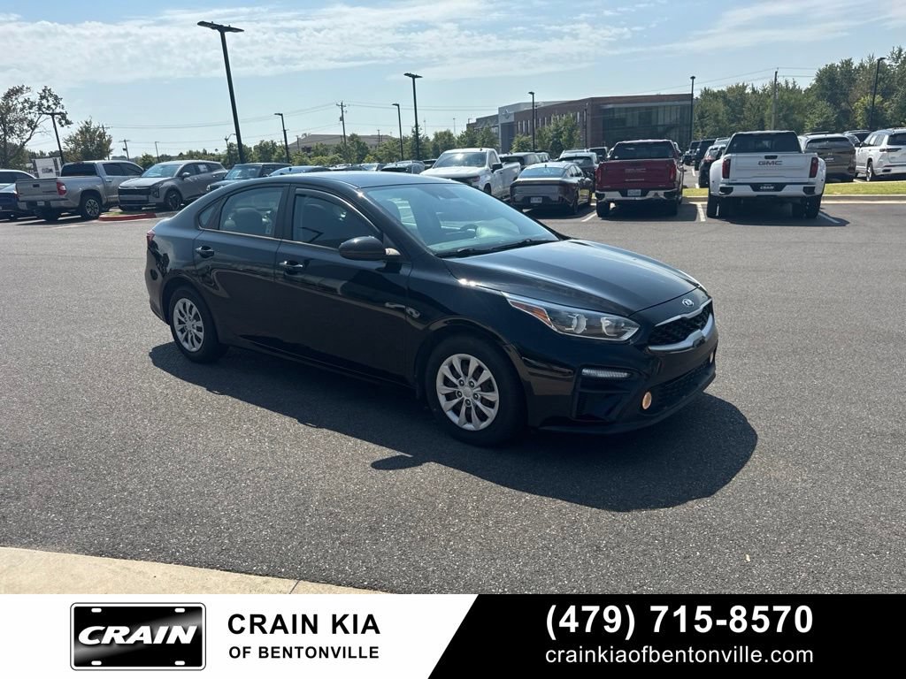 Certified 2021 Kia Forte Sedan FWD image 2