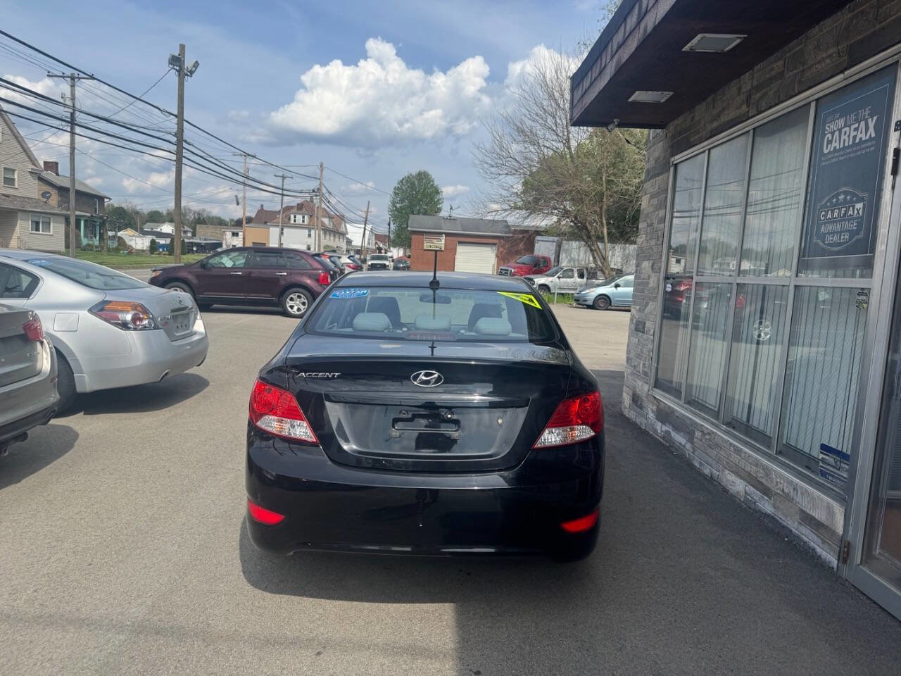Used 2013 Hyundai Accent GLS FWD image 4