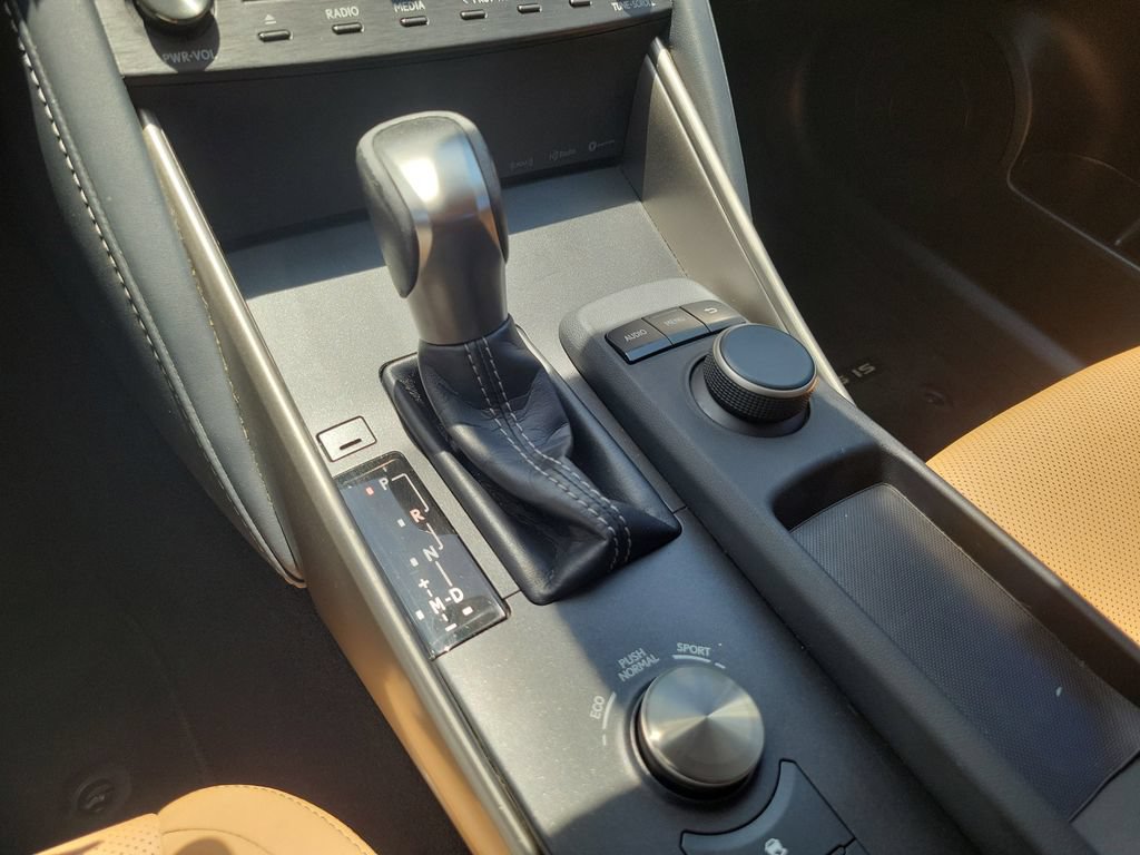 Used 2019 Lexus IS 300 w/ Accessory Package 2 RWD image 33