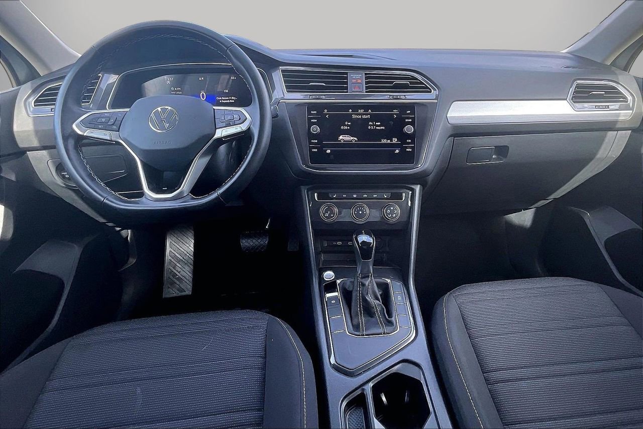 Used 2024 Volkswagen Tiguan S image 15