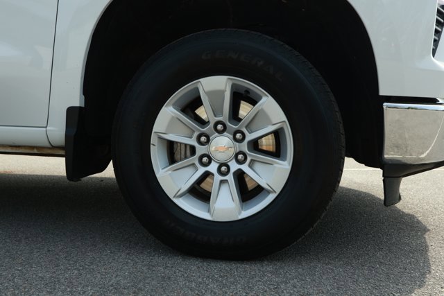 Used 2025 Chevrolet Silverado 1500 LT image 5