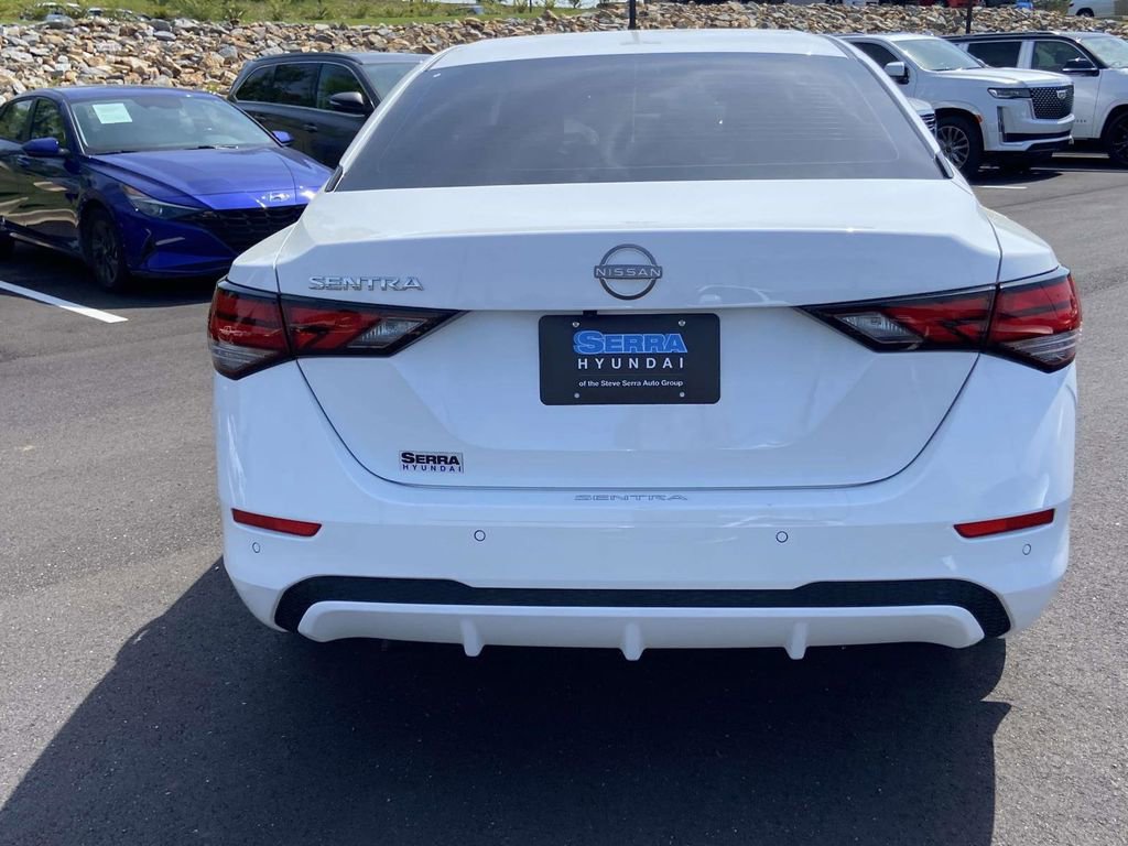 Used 2025 Nissan Sentra S image 4
