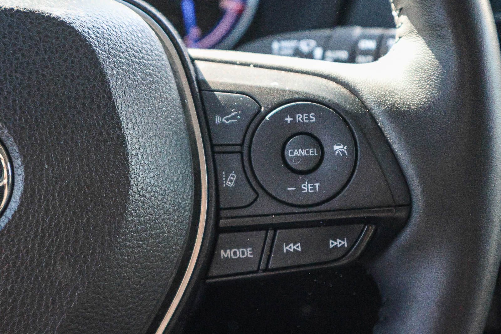 Used 2024 Toyota RAV4 XLE w/ Convenience Package image 36