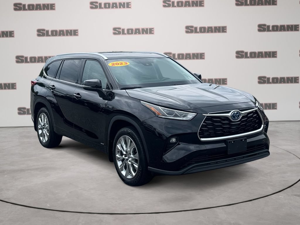 Used 2023 Toyota Highlander Limited AWD/4WD image 7