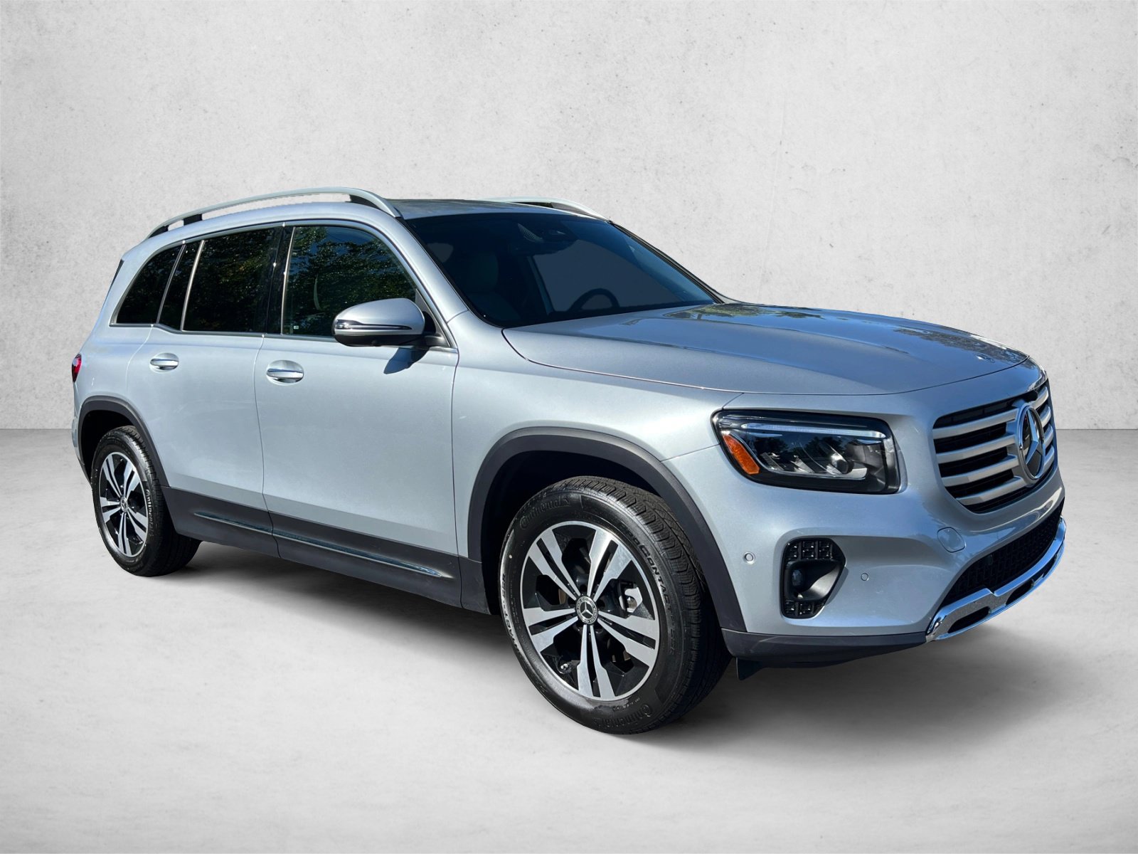 Certified 2026 Mercedes-Benz GLB 250 4MATIC image 3