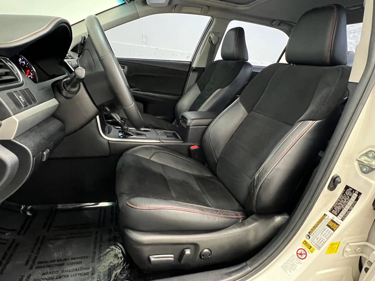 Used 2015 Toyota Camry XSE w/ Moonroof Package FWD image 8