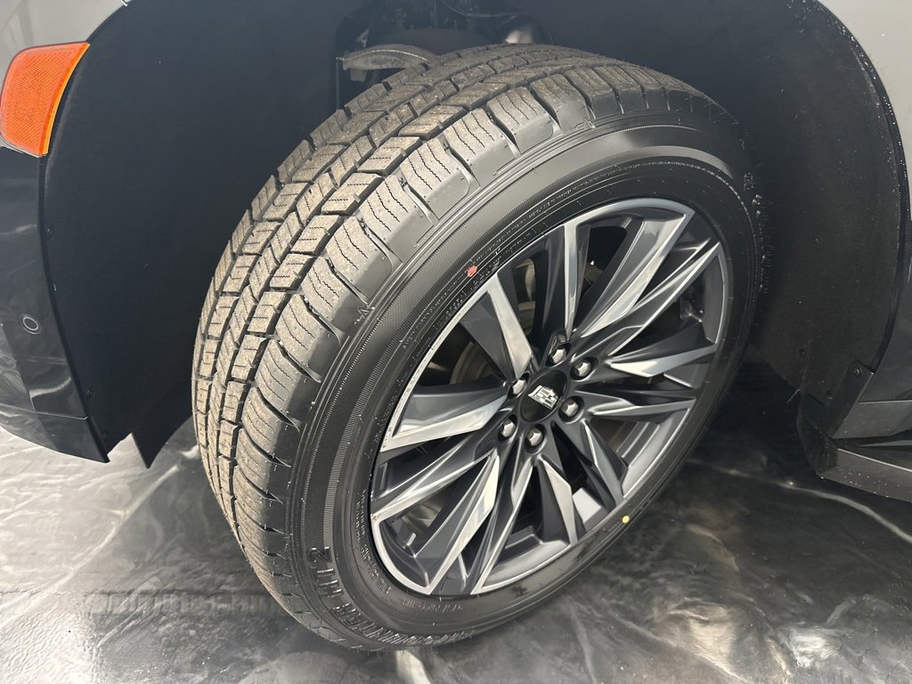 Used 2021 Cadillac Escalade Sport w/ LPO, Illumination Package image 35